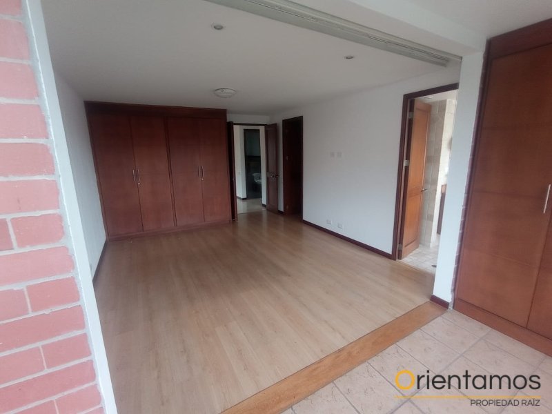 Apartamento disponible para el arriendo en Medellín el codigo es 21348 foto numero 12