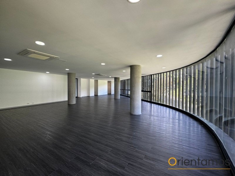 Oficina disponible para el arriendo en Medellín el codigo es 21259 foto numero 2