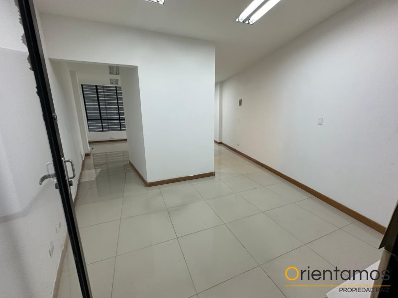 Local disponible para el arriendo en Medellín el codigo es 17442 foto numero 2