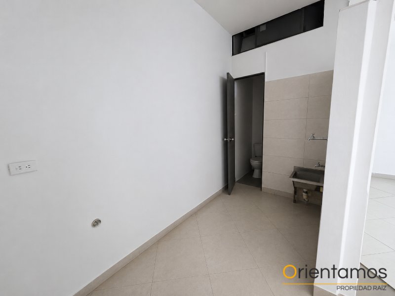 Local disponible para el arriendo en Envigado el codigo es 21407 foto numero 6