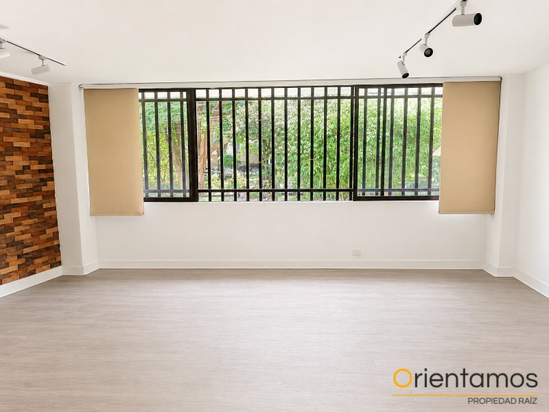 Apartamento disponible para el arriendo en Medellín el codigo es 20284 foto numero 3