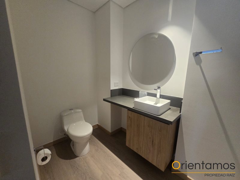 Oficina disponible para el arriendo en Medellín el codigo es 21017 foto numero 7