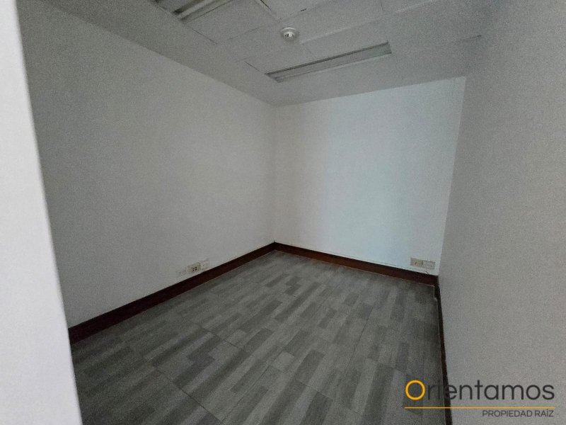 Oficina disponible para el arriendo en Medellín el codigo es 16653 foto numero 12