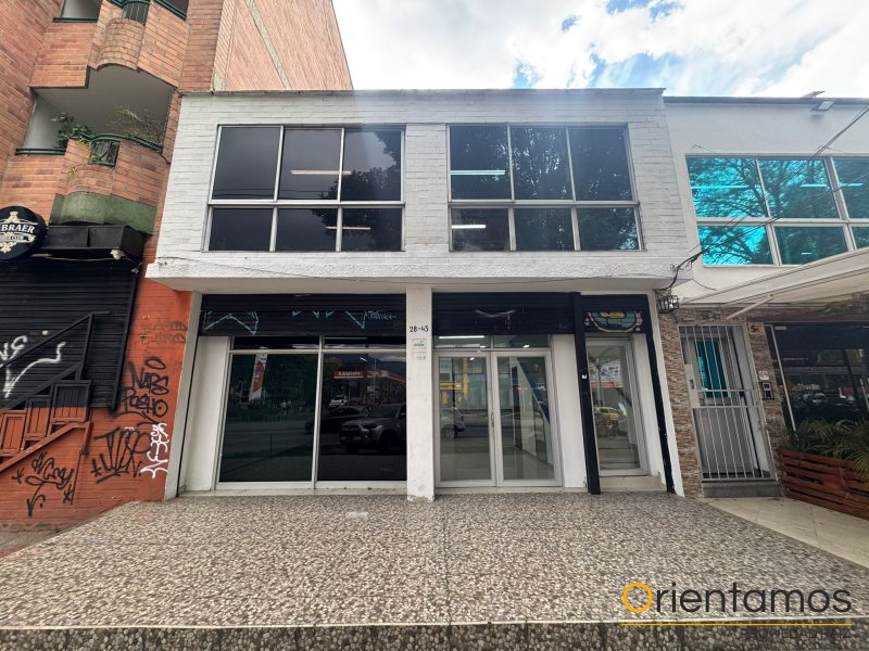 Local para el arriendo en Medellín - Belen el codigo es 19878 foto numero 2
