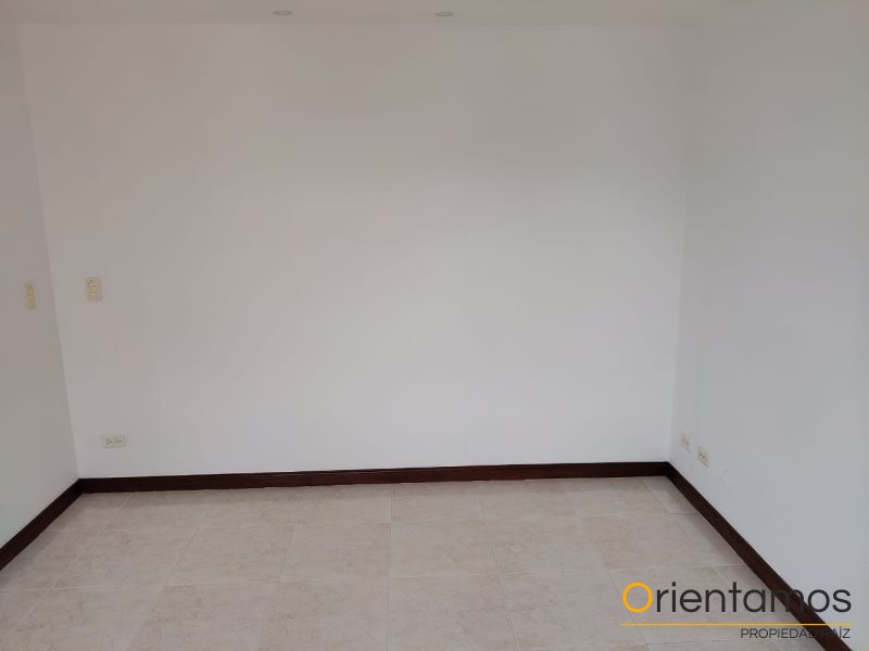 Apartamento disponible para el arriendo en Medellín el codigo es 20627 foto numero 15