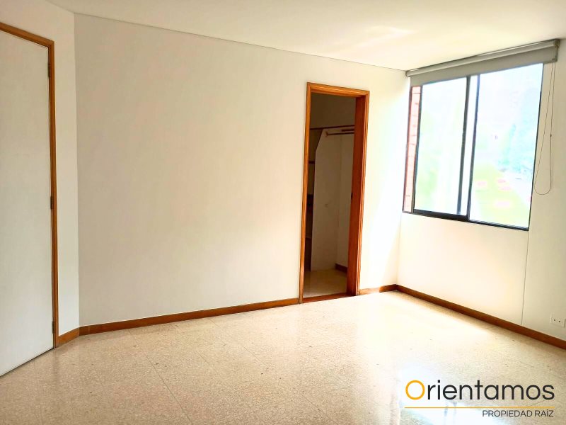 Apartamento disponible para el arriendo en Medellín el codigo es 20969 foto numero 6