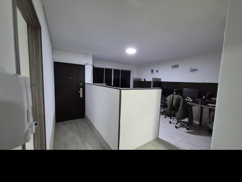 Oficina disponible para el arriendo en Envigado el codigo es 21446 foto numero 5