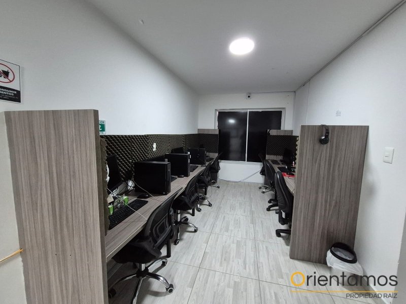 Oficina disponible para el arriendo en Envigado el codigo es 21446 foto numero 6