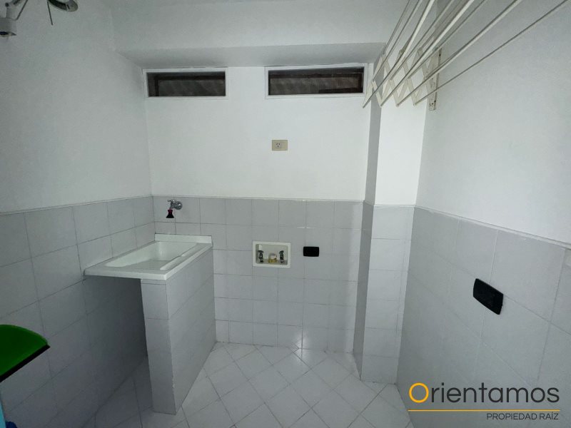 Apartaestudio disponible para el arriendo en Medellín el codigo es 20020 foto numero 16