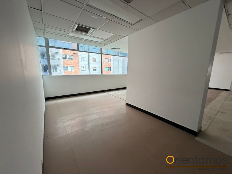 Oficina disponible para el arriendo en Medellín el codigo es 20982 foto numero 9