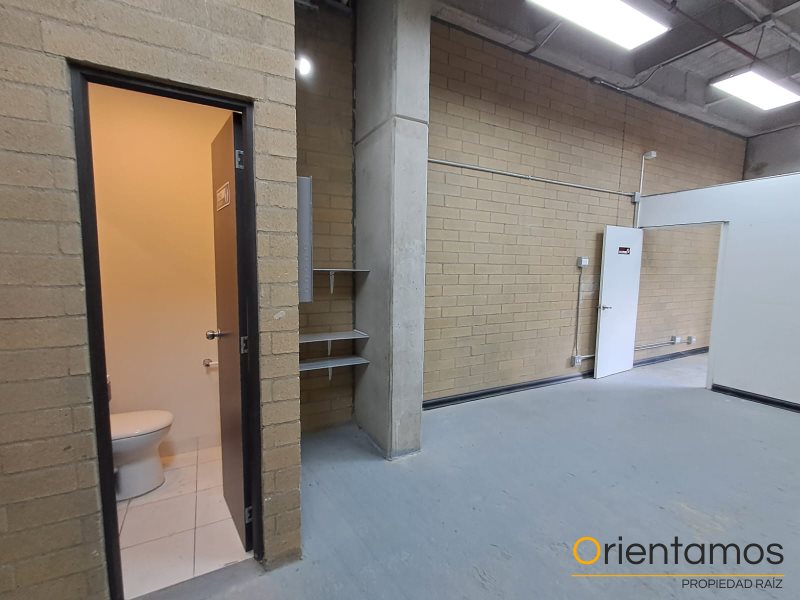 Local disponible para el arriendo en Medellín el codigo es 16863 foto numero 11
