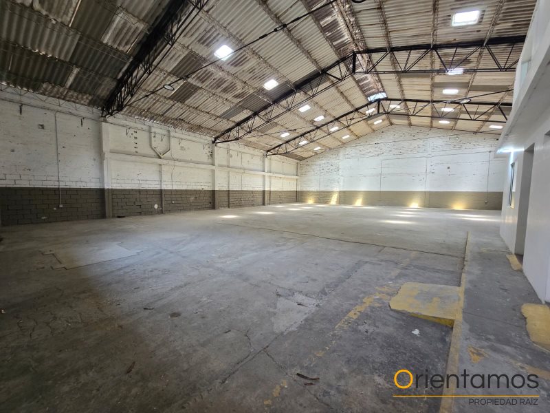 Bodega disponible para el arriendo en Medellín el codigo es 21000 foto numero 7