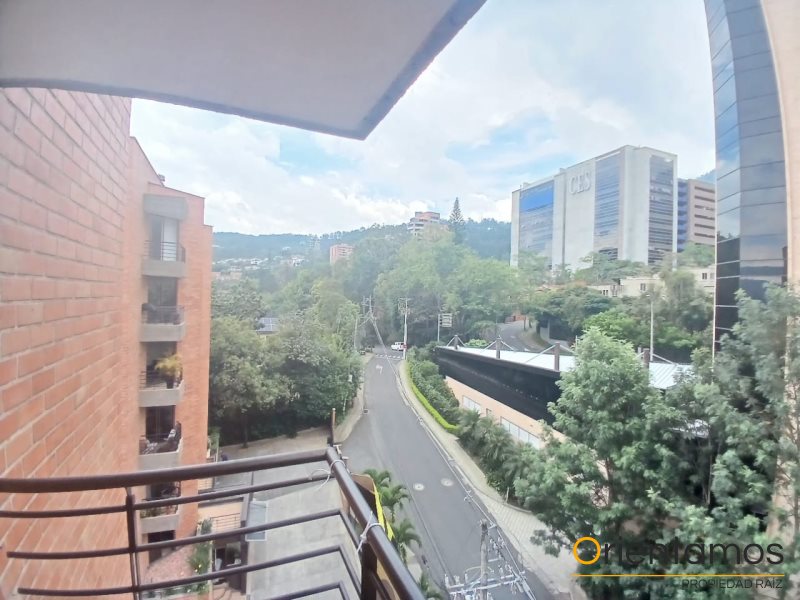 Apartamento disponible para el arriendo en Medellín el codigo es 20709 foto numero 9