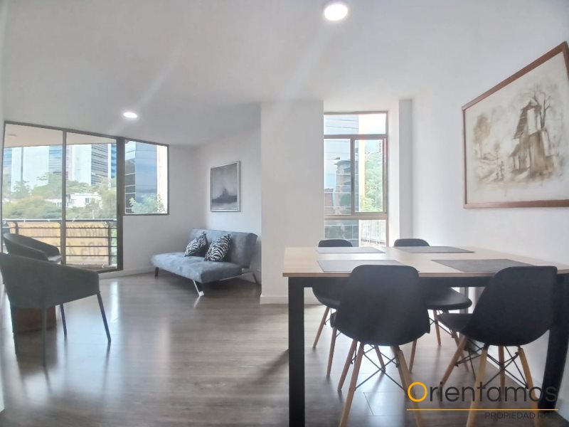 Apartamento disponible para el arriendo en Medellín el codigo es 20709 foto numero 2