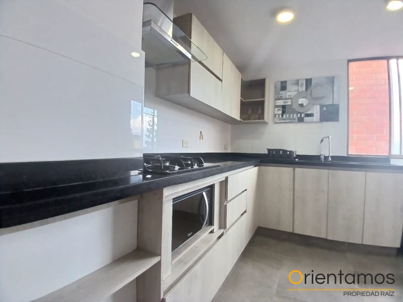 Apartamento disponible para el arriendo en Medellín el codigo es 20709 foto numero 5