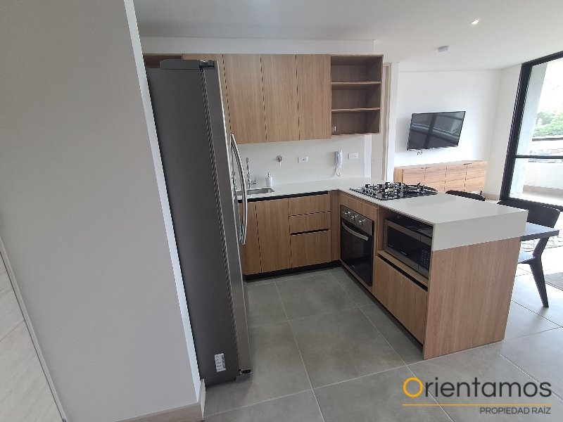 Apartamento disponible para el arriendo en Medellín el codigo es 21555 foto numero 6
