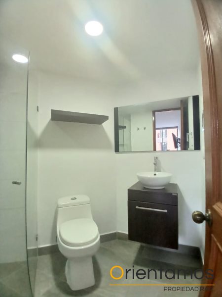 Apartamento disponible para el arriendo en Medellín el codigo es 20709 foto numero 24