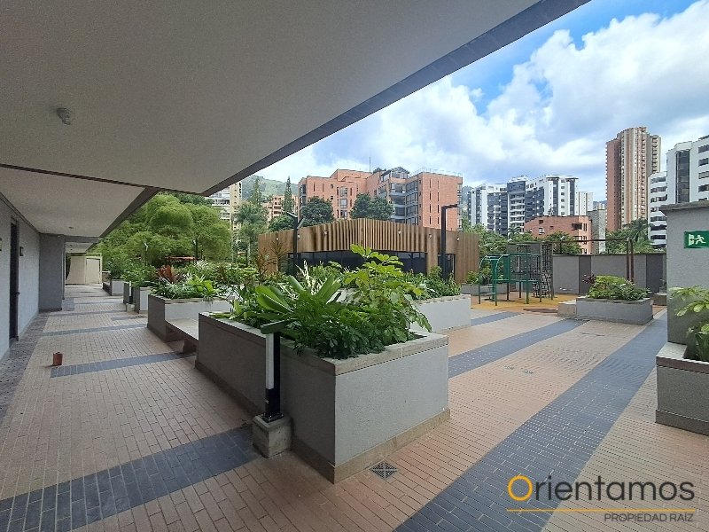 Apartamento disponible para el arriendo en Medellín el codigo es 21555 foto numero 22