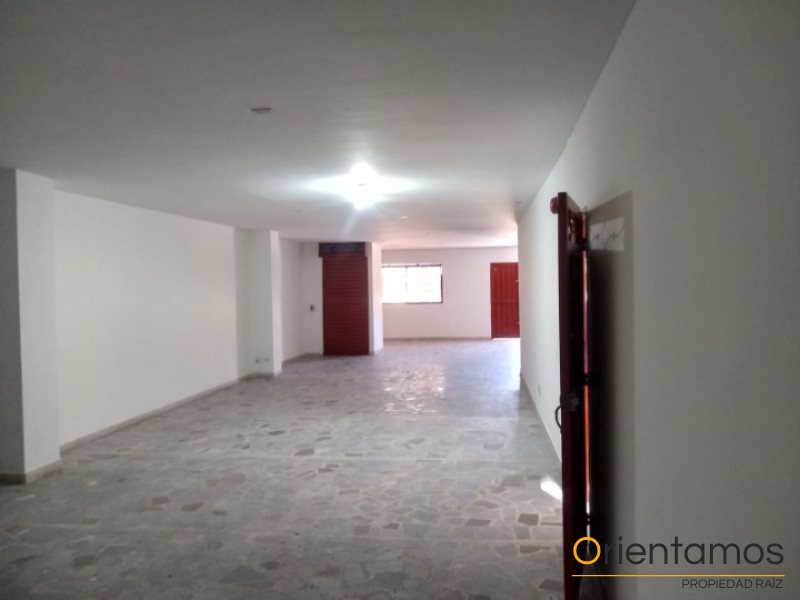 Bodega para el arriendo en Medellín - Caribe el codigo es 18824 foto numero 4