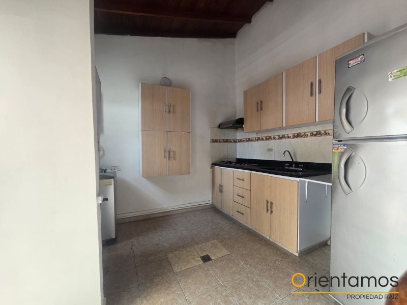 Apartamento disponible para el arriendo en Medellín el codigo es 20996 foto numero 4