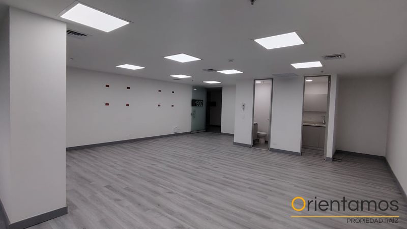 Local disponible para el arriendo en Envigado el codigo es 14525 foto numero 2