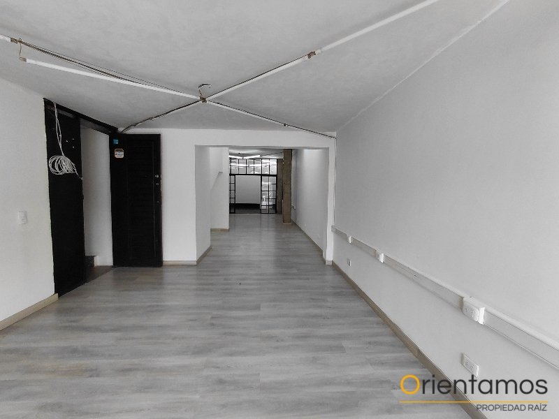 Oficina disponible para el arriendo en Medellín el codigo es 20287 foto numero 2