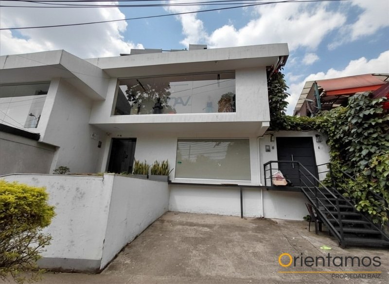 Local disponible para el arriendo en Medellín el codigo es 21182 foto numero 2