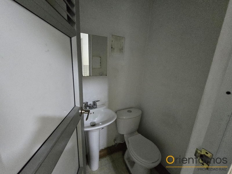 Local disponible para el arriendo en Medellín el codigo es 21646 foto numero 17