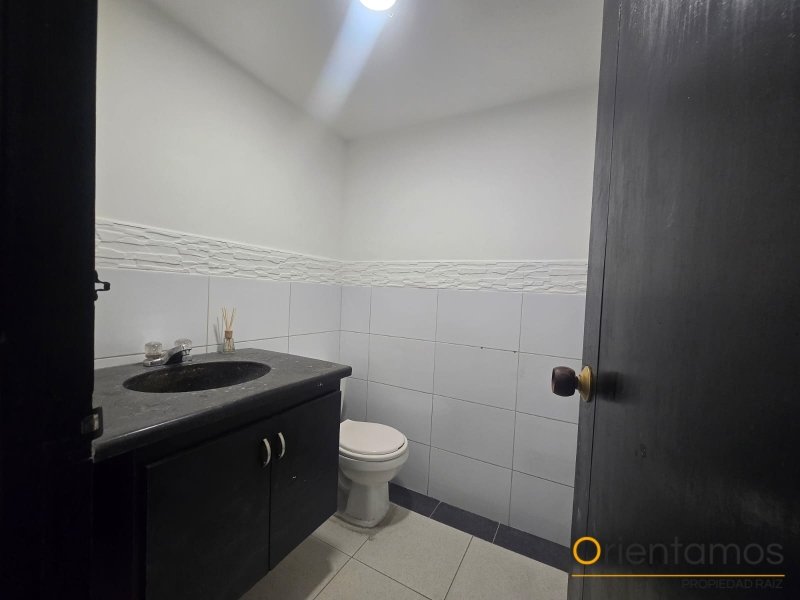 Local disponible para el arriendo en Medellín el codigo es 21077 foto numero 11