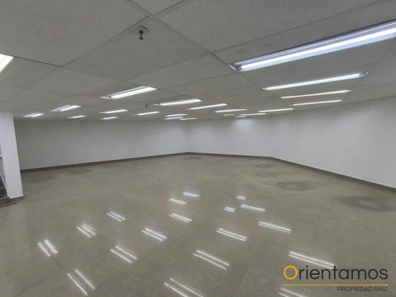 Local para el arriendo en Medellín - Centro el codigo es 20806 foto numero 5