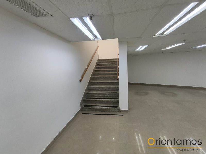 Local para el arriendo en Medellín - Centro el codigo es 20806 foto numero 4