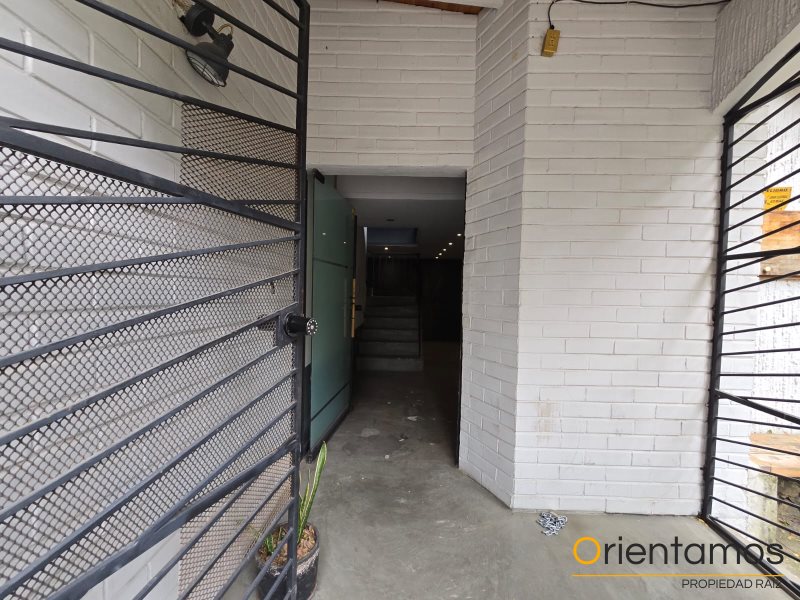 Casa-local disponible para el arriendo en Medellín el codigo es 15442 foto numero 6