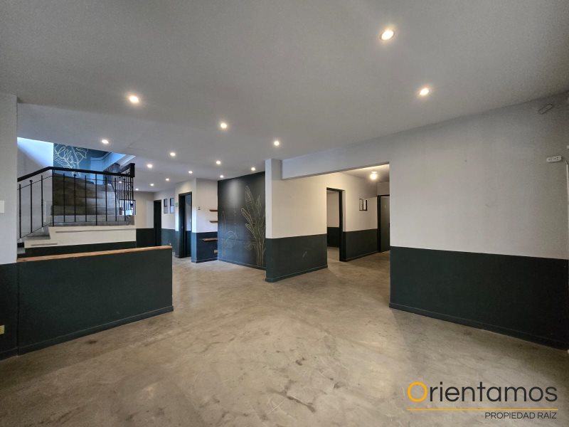 Casa-local disponible para el arriendo en Medellín el codigo es 15442 foto numero 5