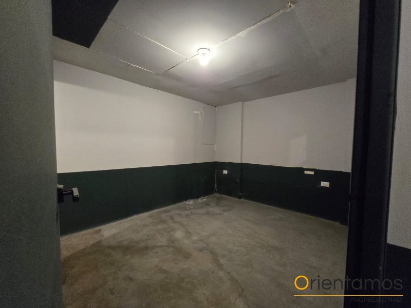 Casa-local disponible para el arriendo en Medellín el codigo es 15442 foto numero 15