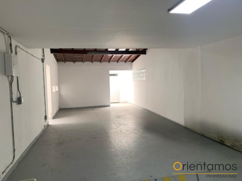 Local disponible para el arriendo en Medellín el codigo es 19049 foto numero 2