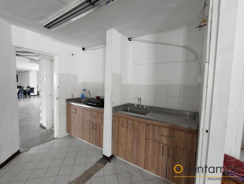 Bodega disponible para el arriendo en Medellín el codigo es 21433 foto numero 5