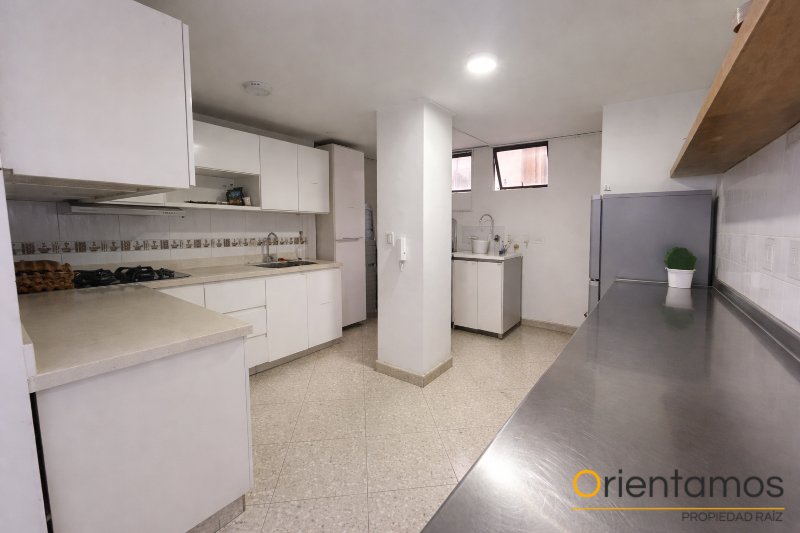 Casa disponible para el arriendo en Medellín el codigo es 21055 foto numero 4