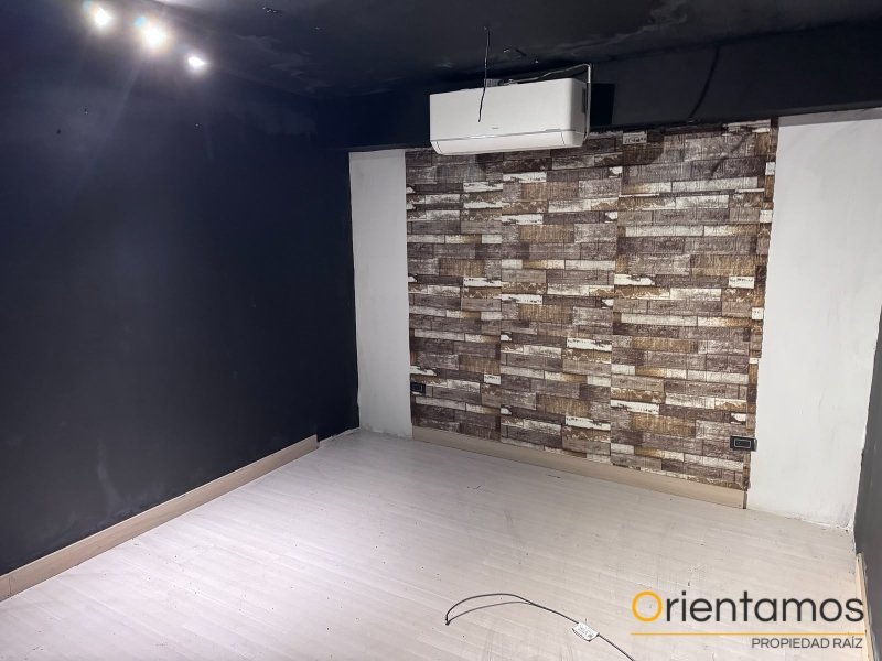 Oficina disponible para el arriendo en Medellín el codigo es 21295 foto numero 3