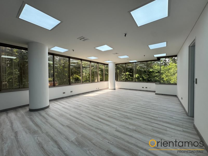 Oficina disponible para el arriendo en Medellín el codigo es 15847 foto numero 6