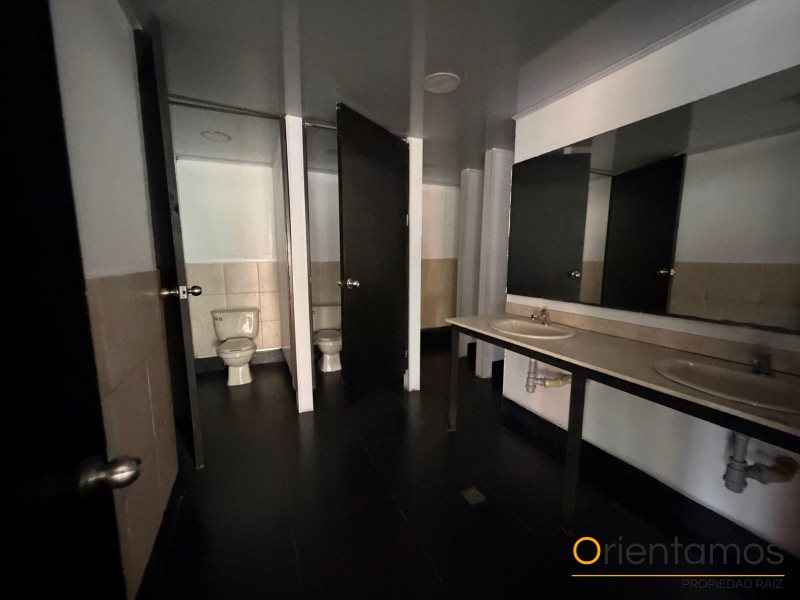 Oficina disponible para el arriendo en Medellín el codigo es 20982 foto numero 18