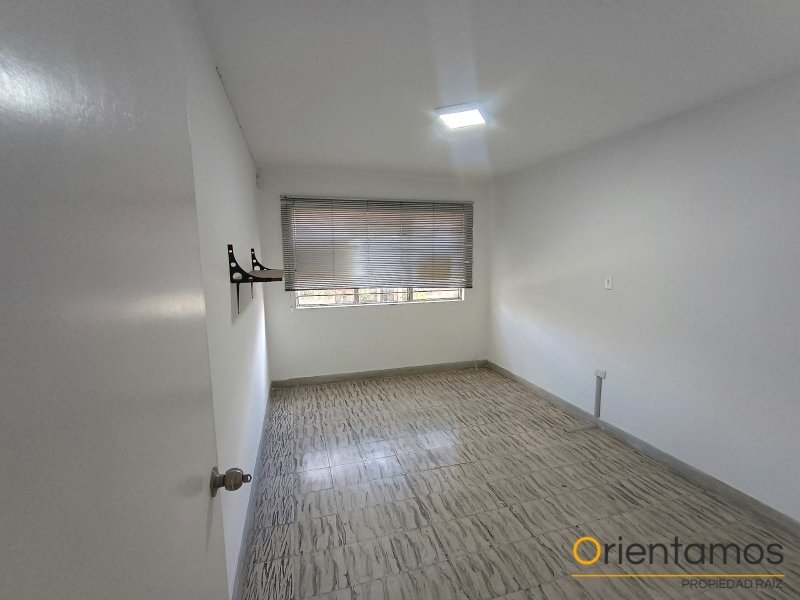 Casa-local disponible para el arriendo en Medellín el codigo es 21535 foto numero 8
