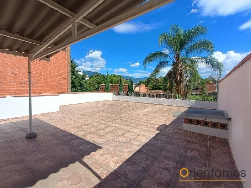 Casa-local disponible para el arriendo en Medellín el codigo es 21535 foto numero 22