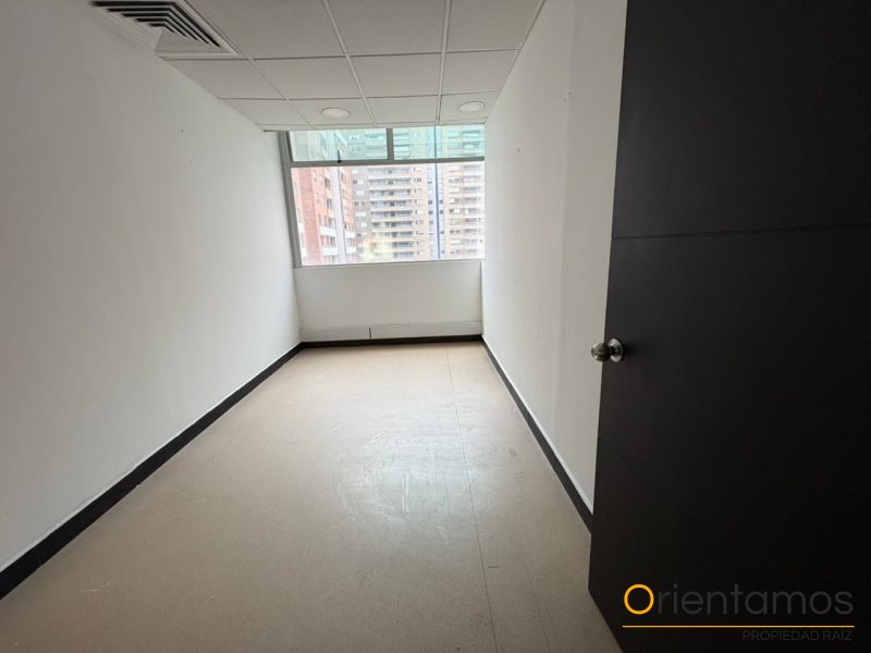 Oficina disponible para el arriendo en Medellín el codigo es 20982 foto numero 22