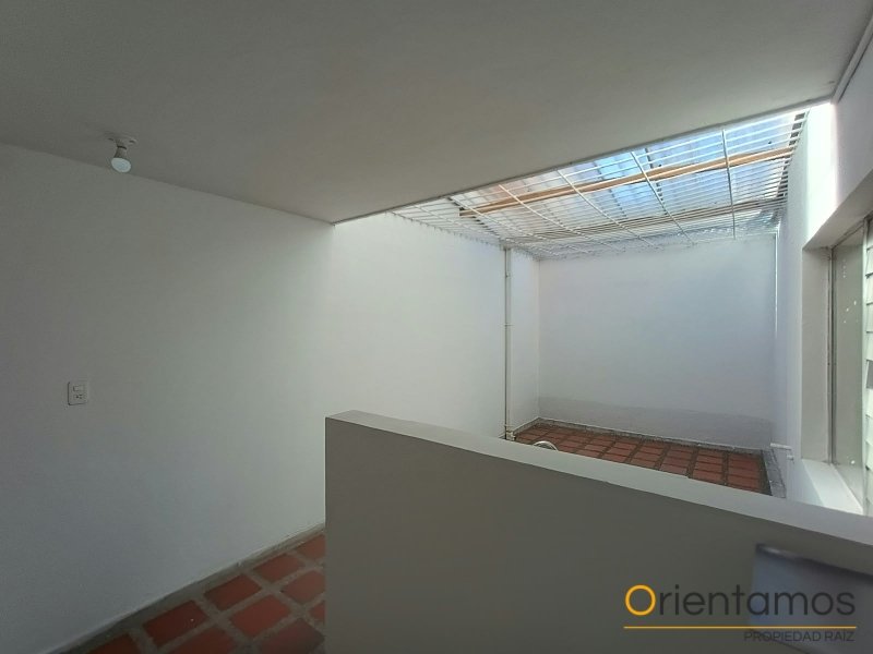 Casa-local disponible para el arriendo en Medellín el codigo es 21535 foto numero 17