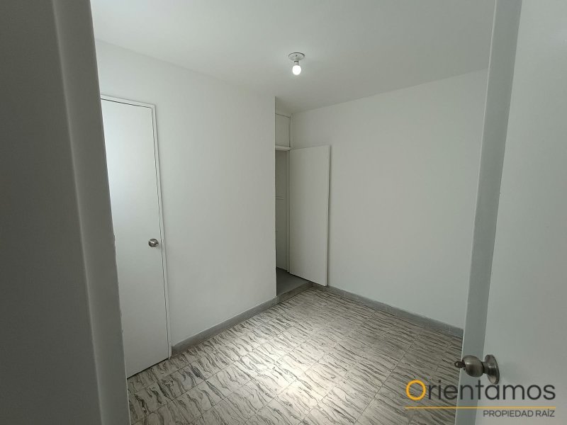 Casa-local disponible para el arriendo en Medellín el codigo es 21535 foto numero 13