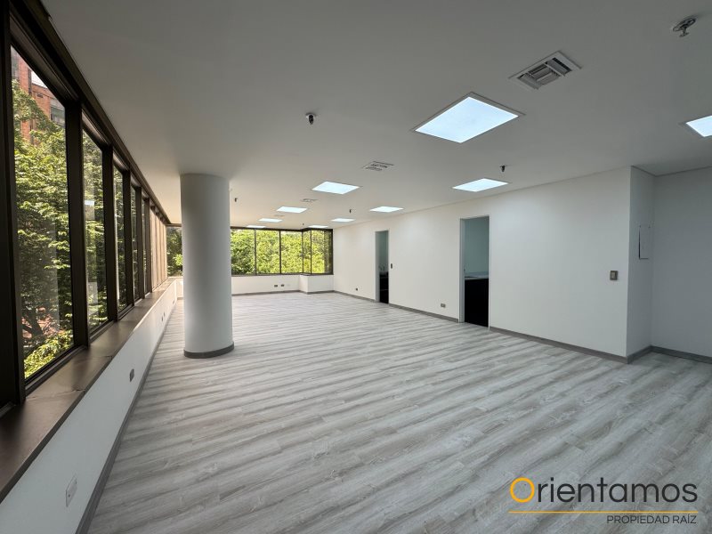 Oficina disponible para el arriendo en Medellín el codigo es 15847 foto numero 8