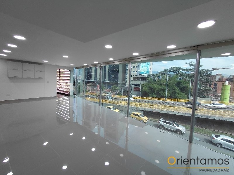 Oficina disponible para el arriendo en Medellín el codigo es 21360 foto numero 5