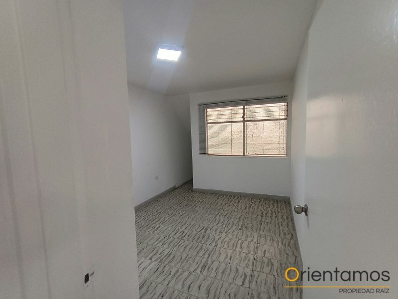 Casa-local disponible para el arriendo en Medellín el codigo es 21535 foto numero 12