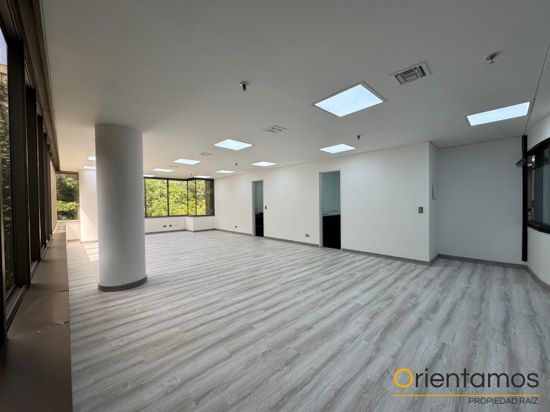 Oficina disponible para el arriendo en Medellín el codigo es 15847 foto numero 10