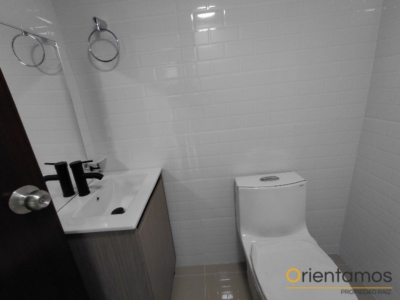 Oficina disponible para el arriendo en Medellín el codigo es 21360 foto numero 7